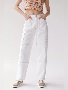 BDG Kate High-Rise Baggy Jeans White Contrast Stitch 24